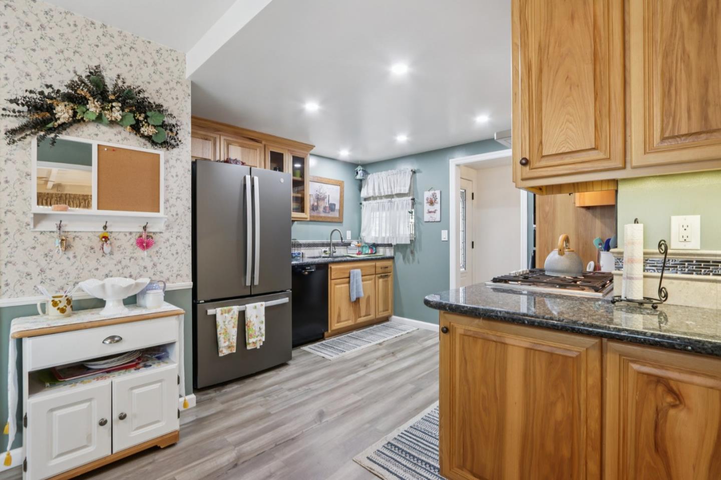 1490 Mount Diablo Avenue