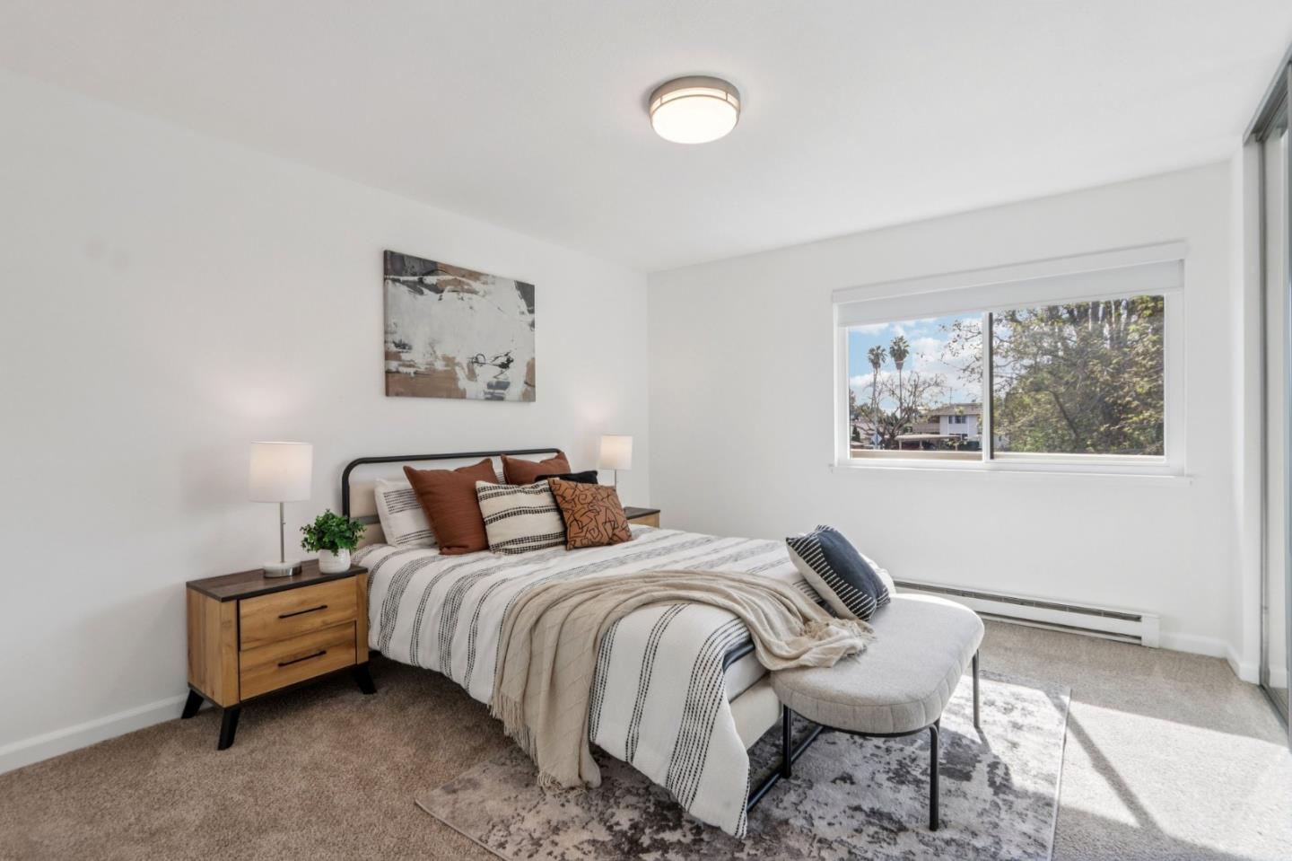 1006 North Abbott Avenue