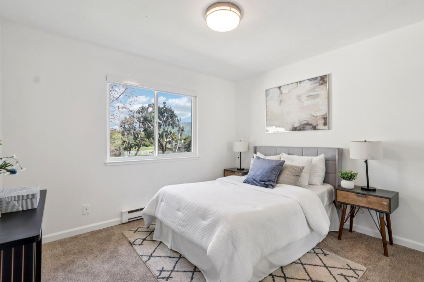 1006 North Abbott Avenue