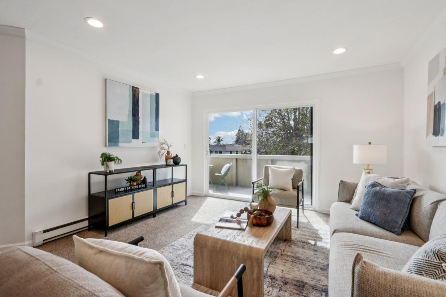 1006 North Abbott Avenue