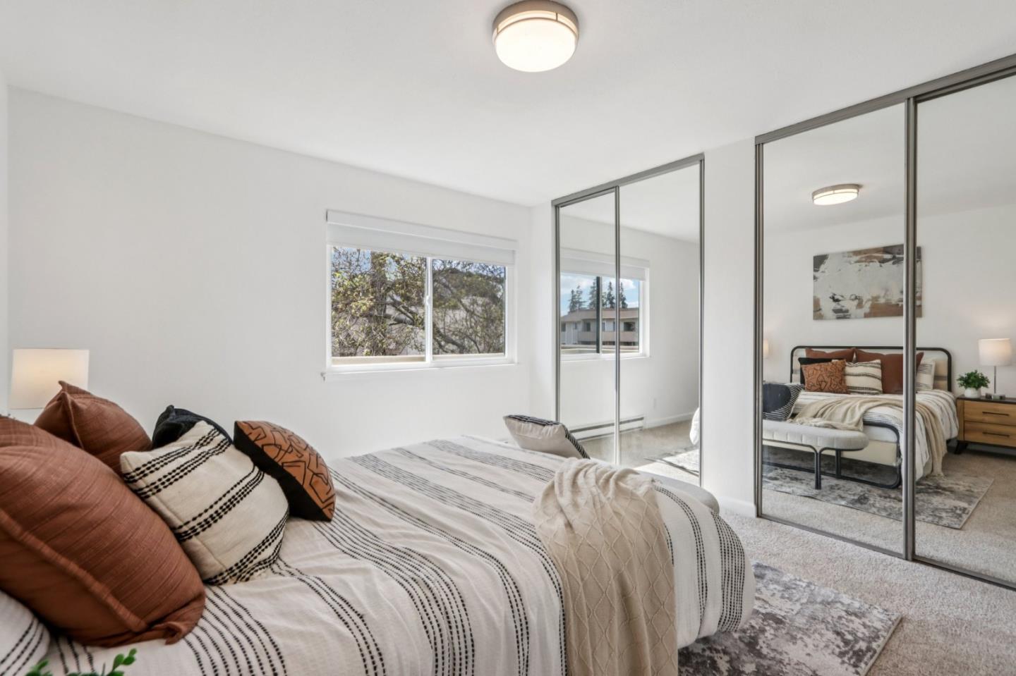 1006 North Abbott Avenue