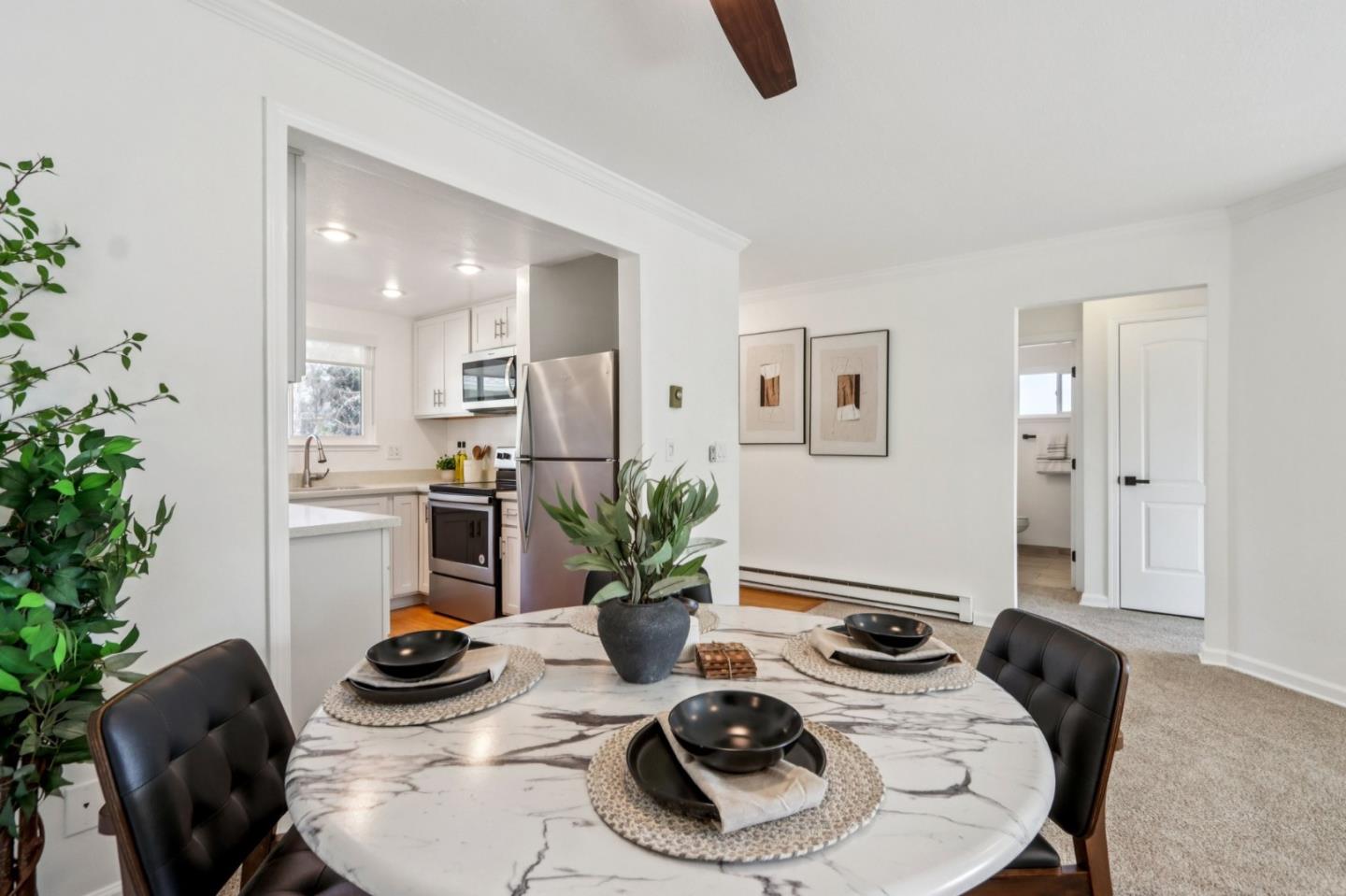 1006 North Abbott Avenue