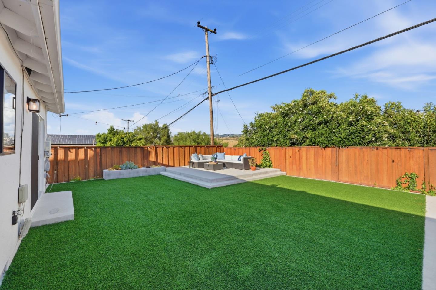 4610 Capitola Avenue