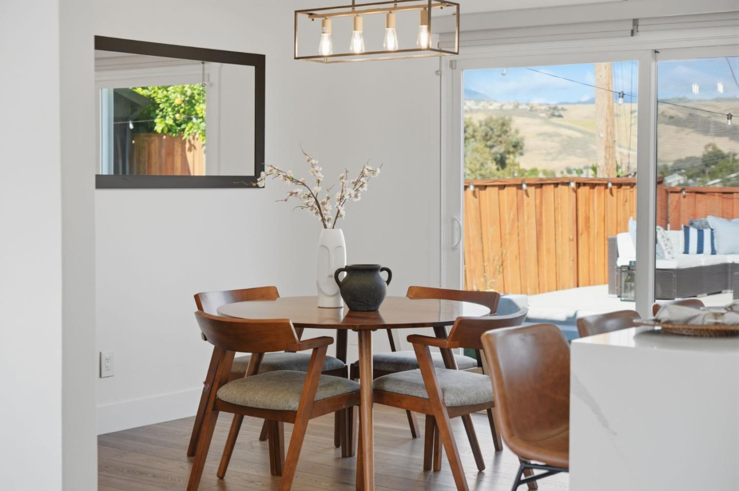 4610 Capitola Avenue