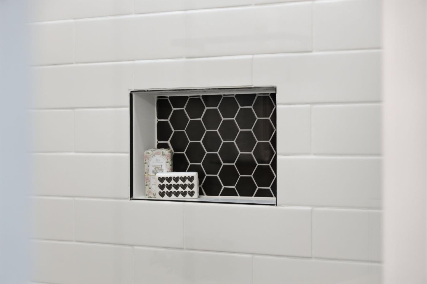 4610 Capitola Avenue