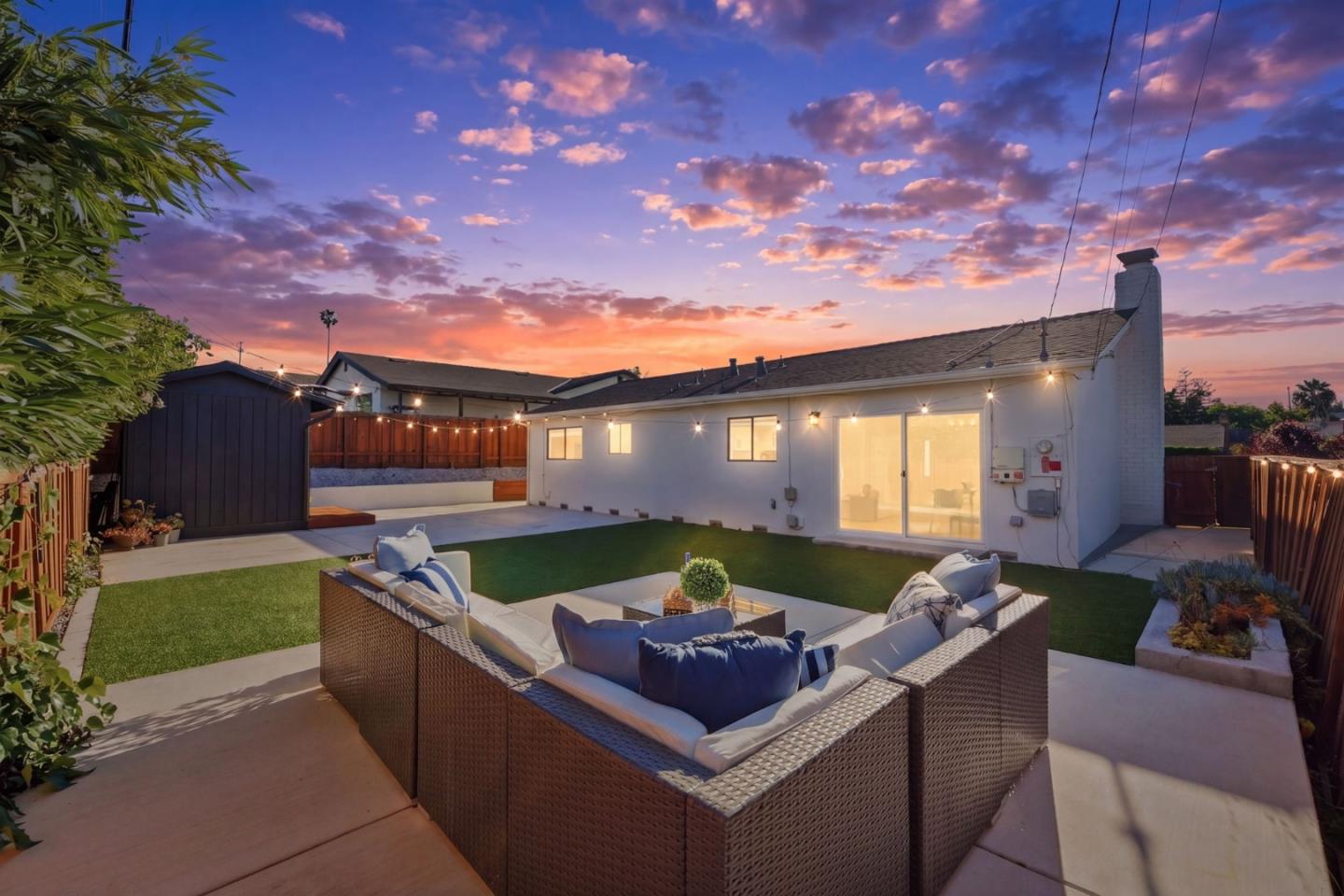 4610 Capitola Avenue