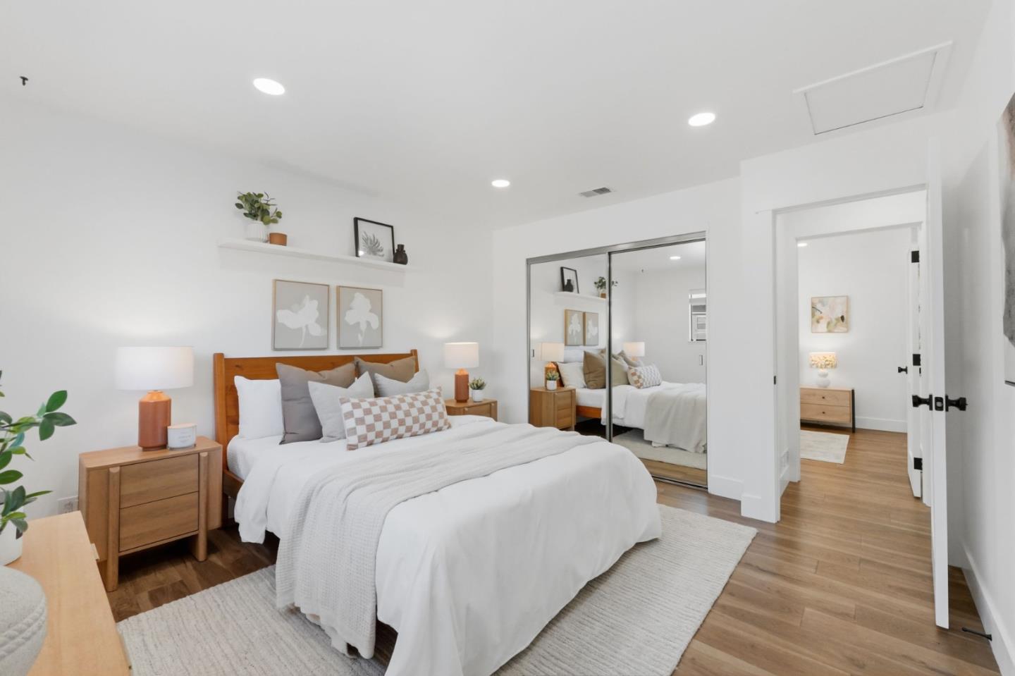 4610 Capitola Avenue