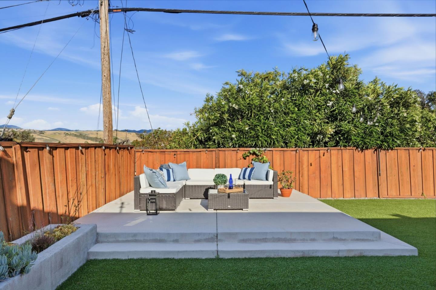 4610 Capitola Avenue