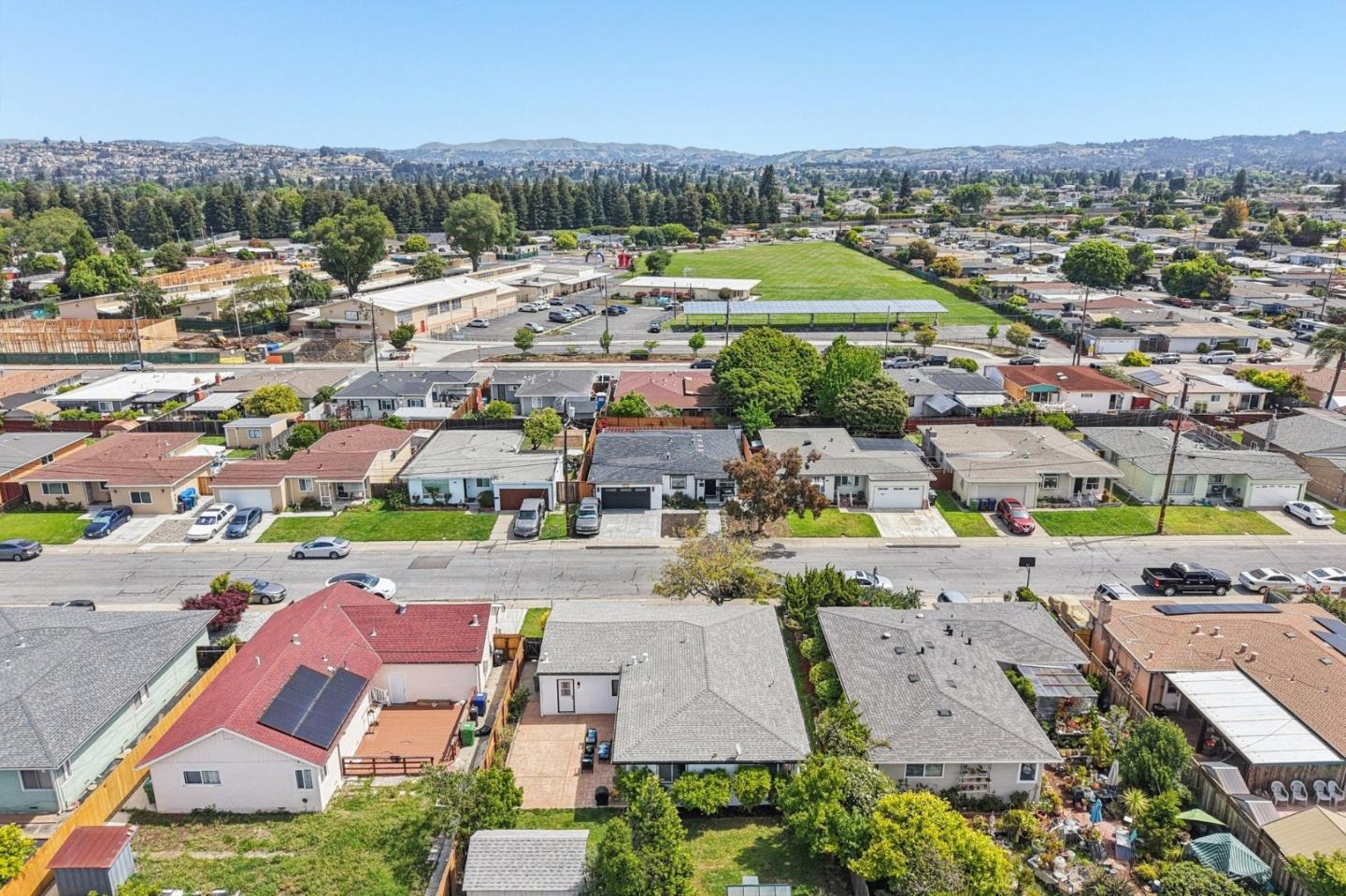 18263 Melrose Avenue