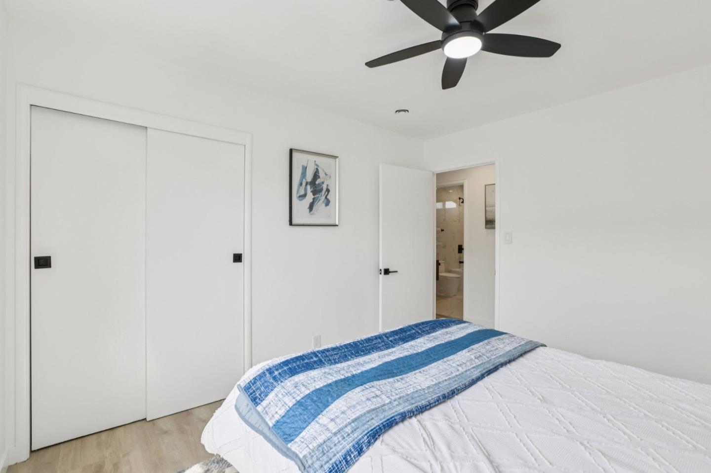 18263 Melrose Avenue