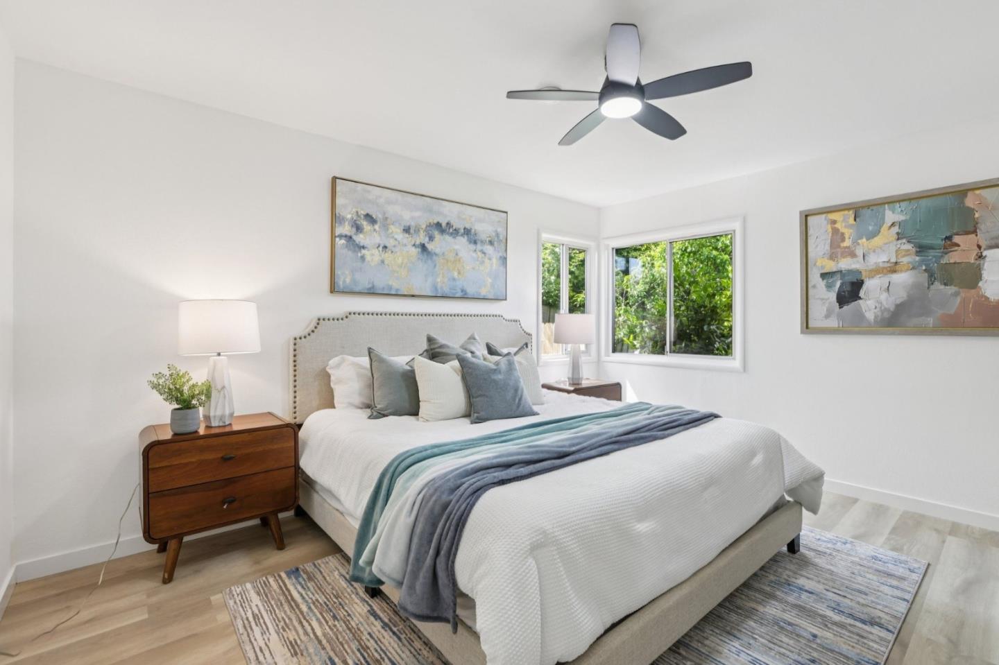 18263 Melrose Avenue