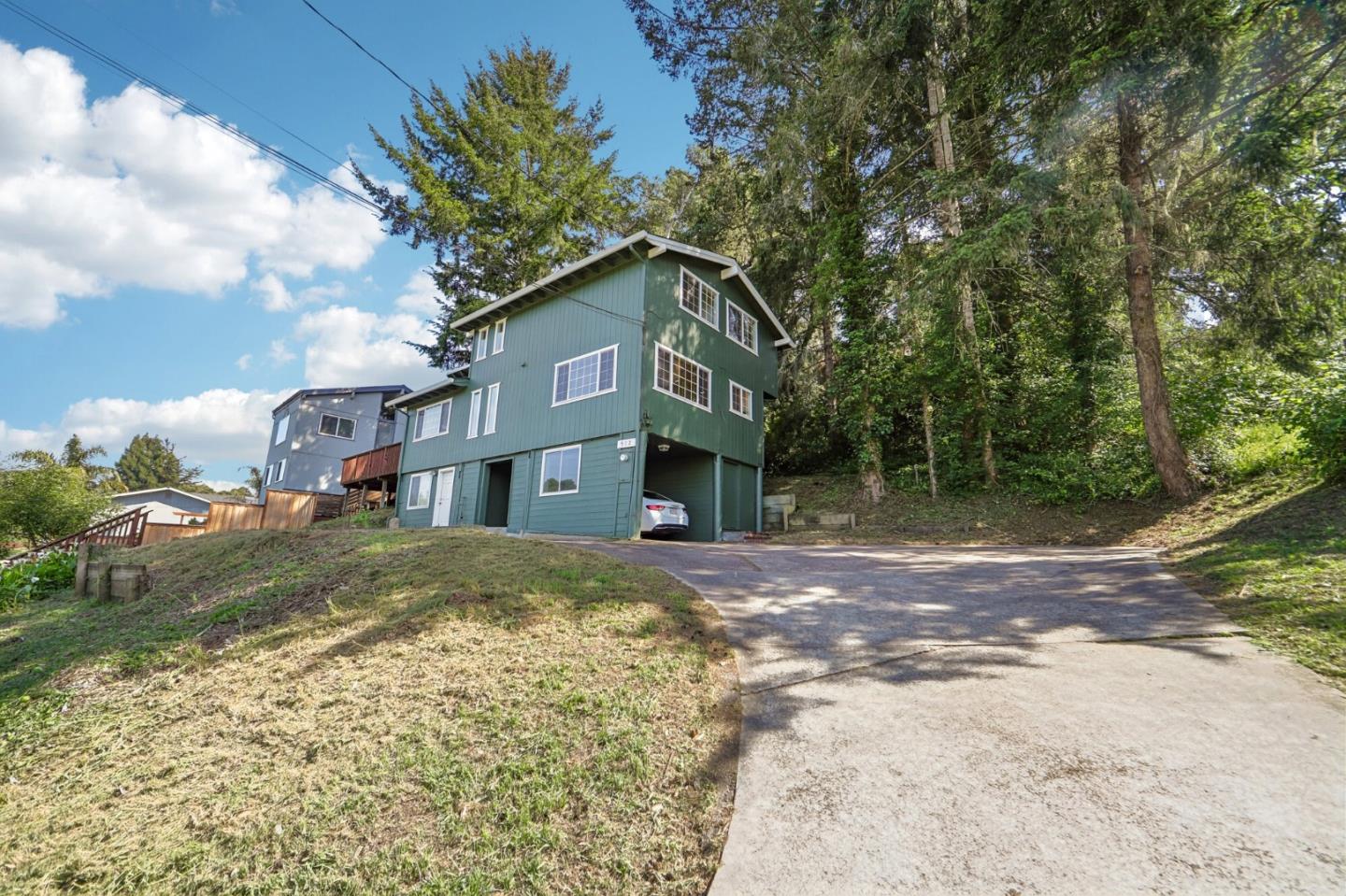 512 Bonita Drive