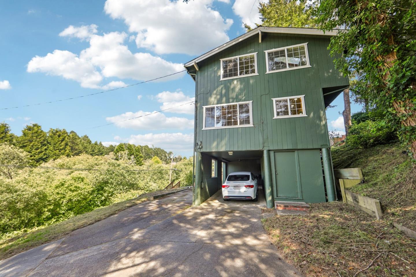 512 Bonita Drive