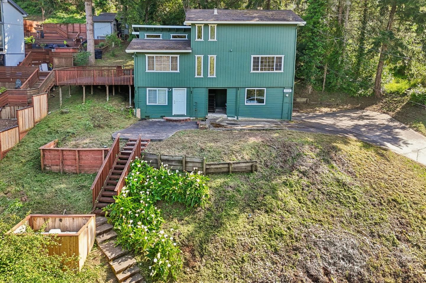 512 Bonita Drive