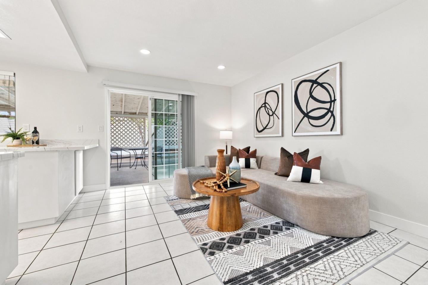 2518 Edgefield CT