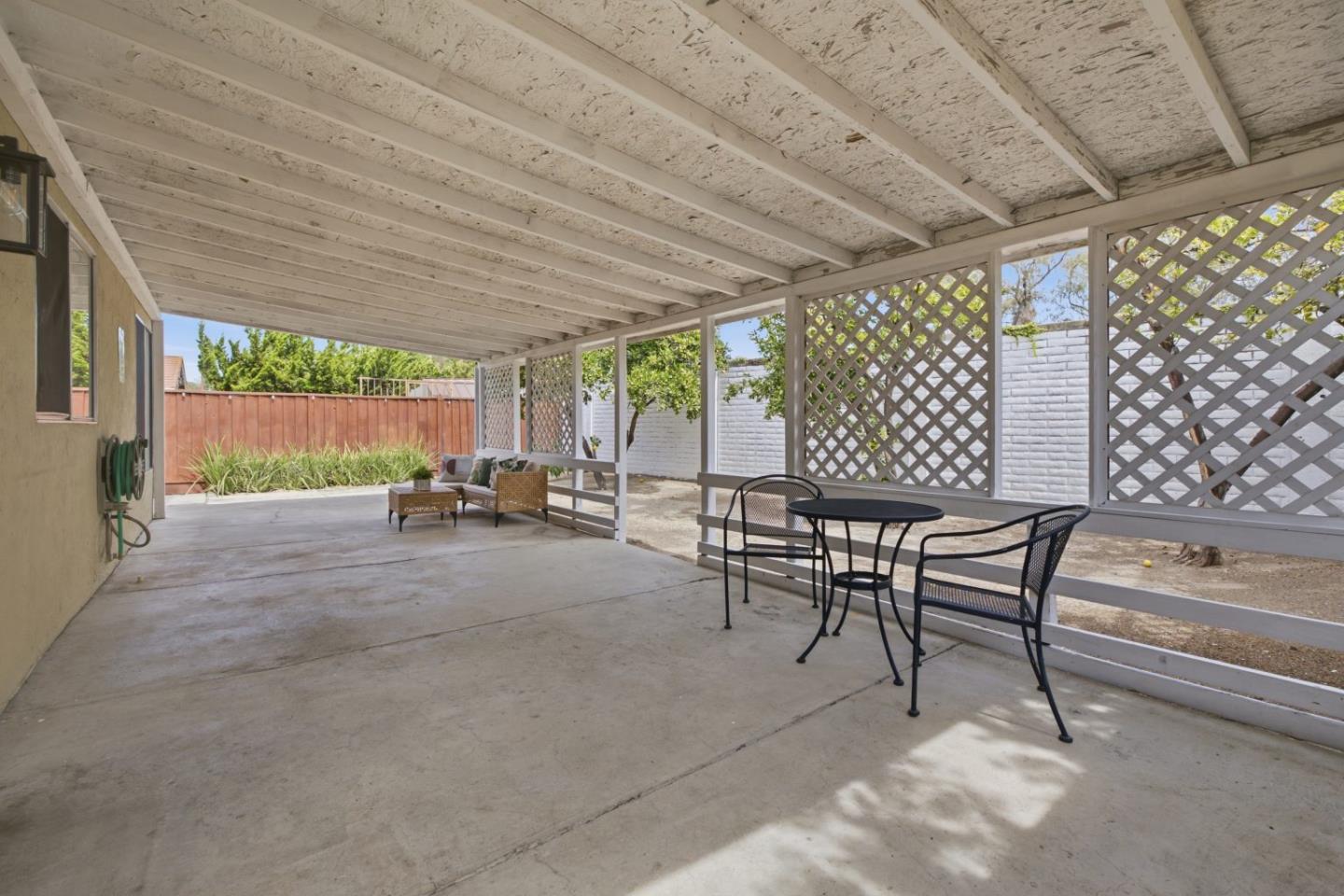 2518 Edgefield CT
