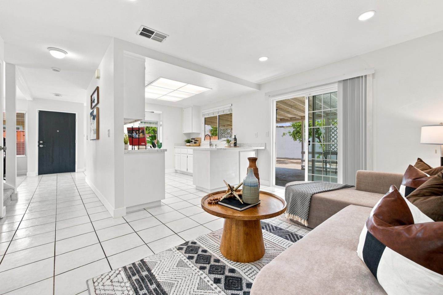 2518 Edgefield CT