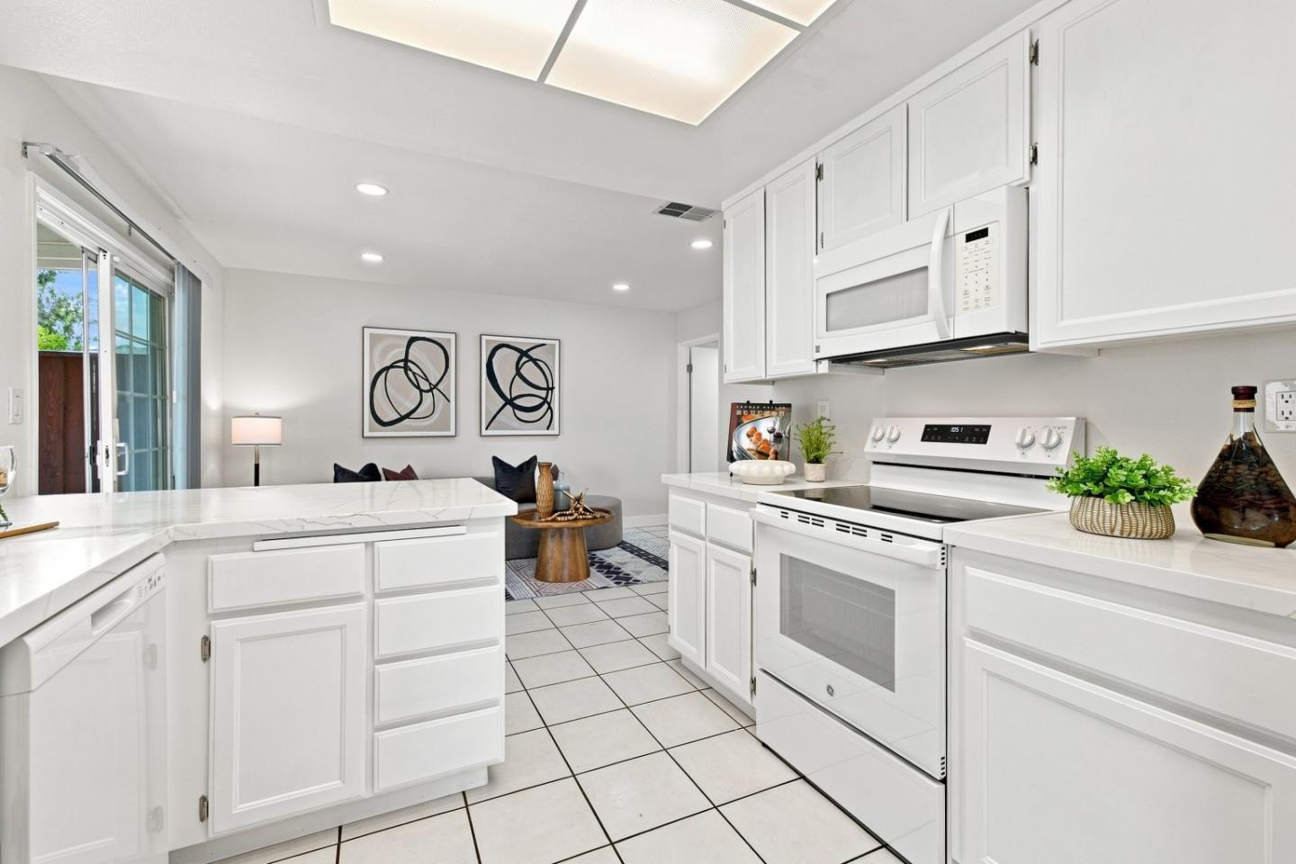 2518 Edgefield CT