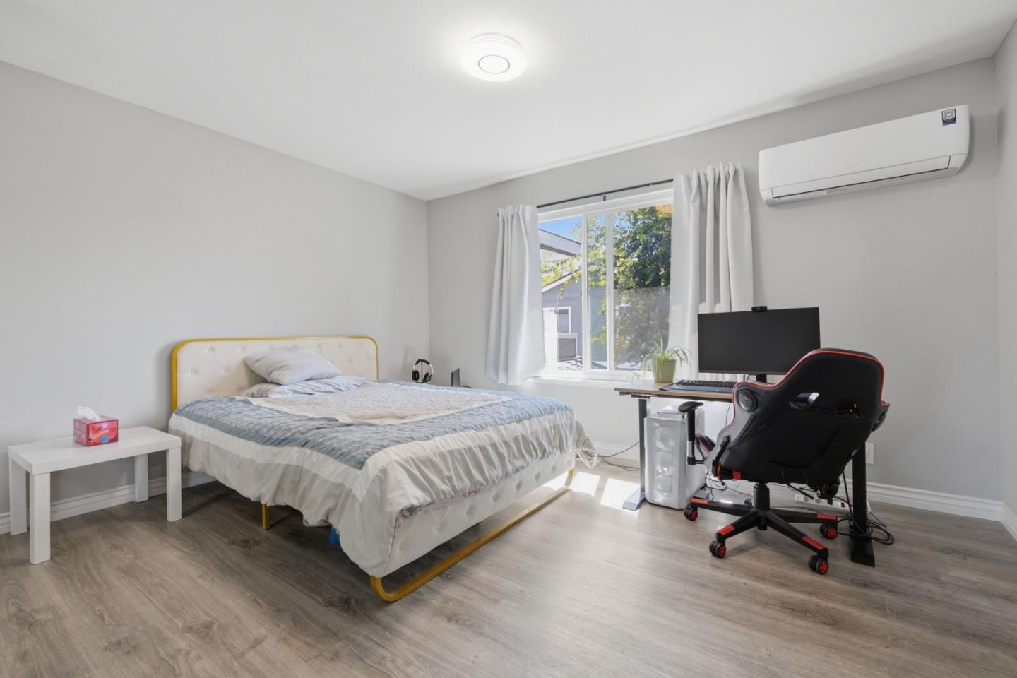 1355 Mcquesten C