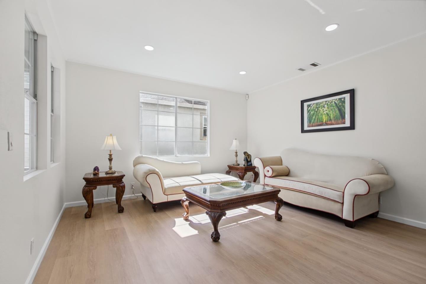 1276 Grand BLVD