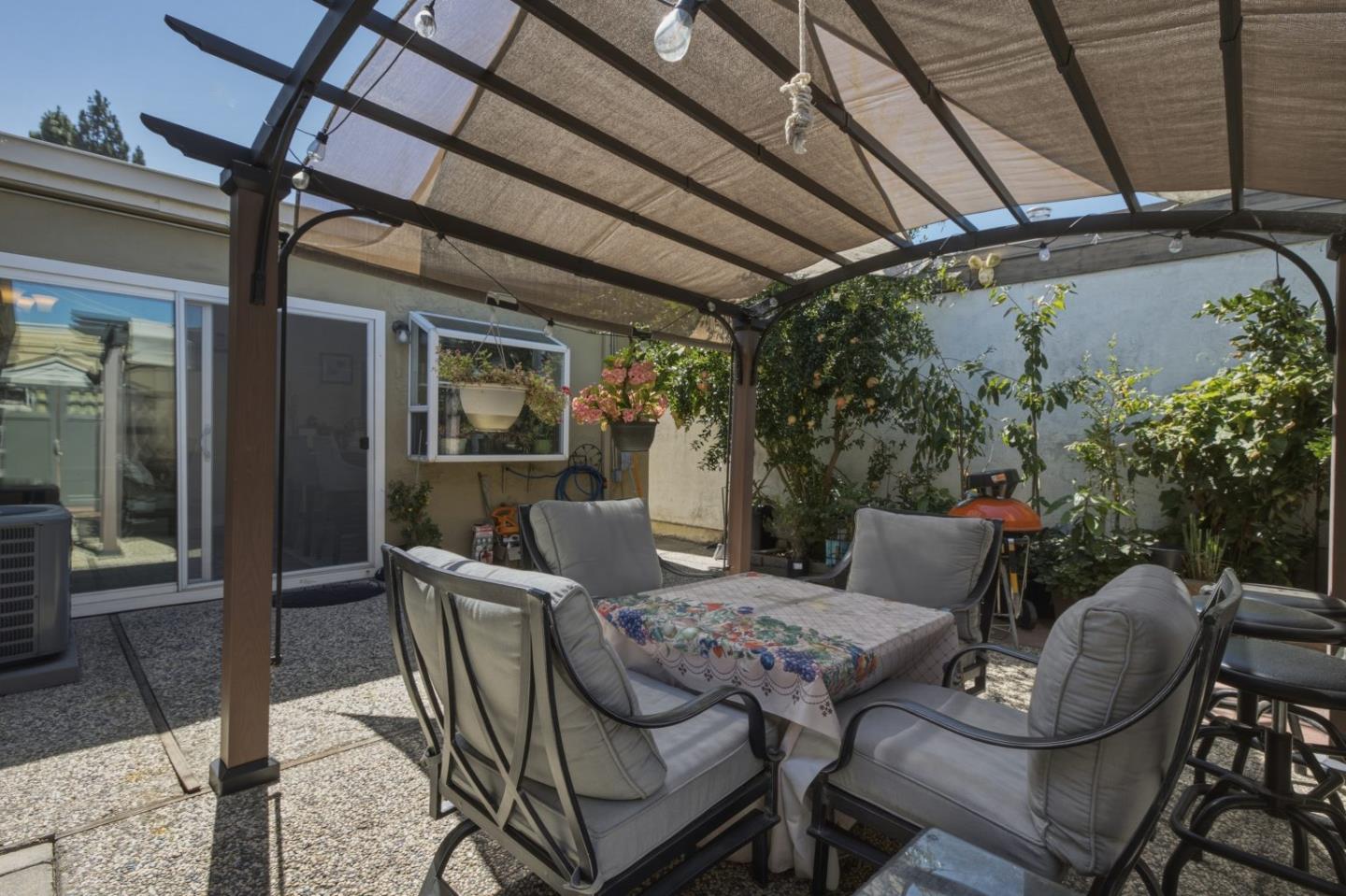 1179 Beaconsfield
