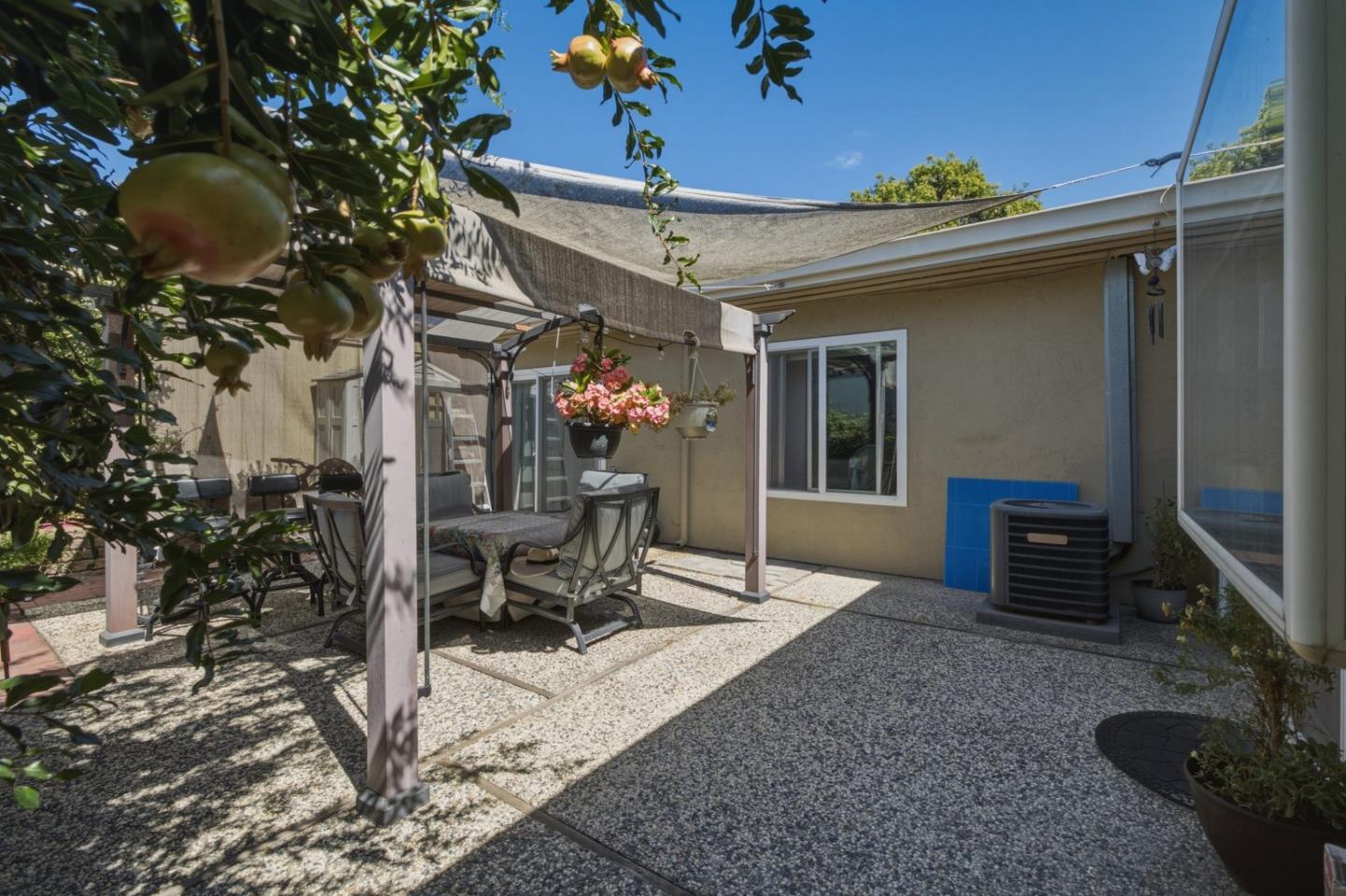 1179 Beaconsfield