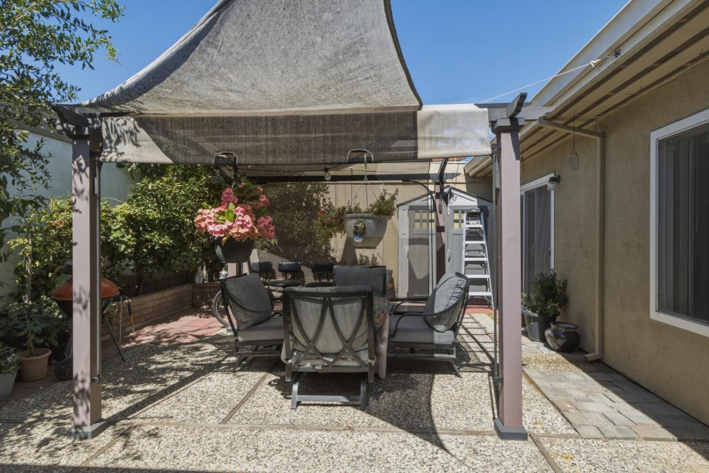 1179 Beaconsfield