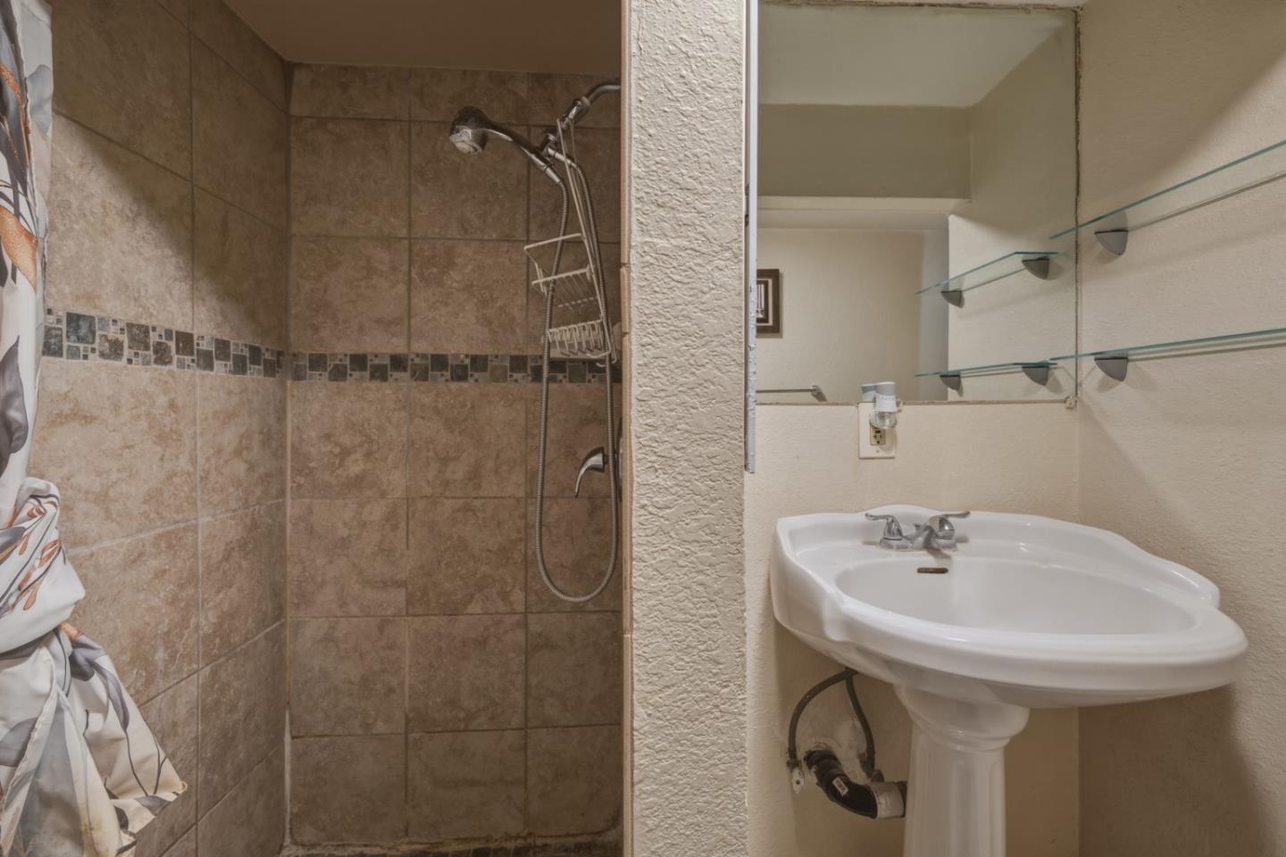 1179 Beaconsfield
