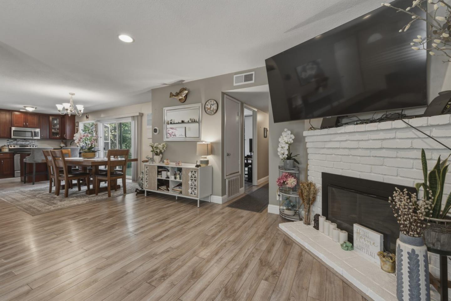 1179 Beaconsfield