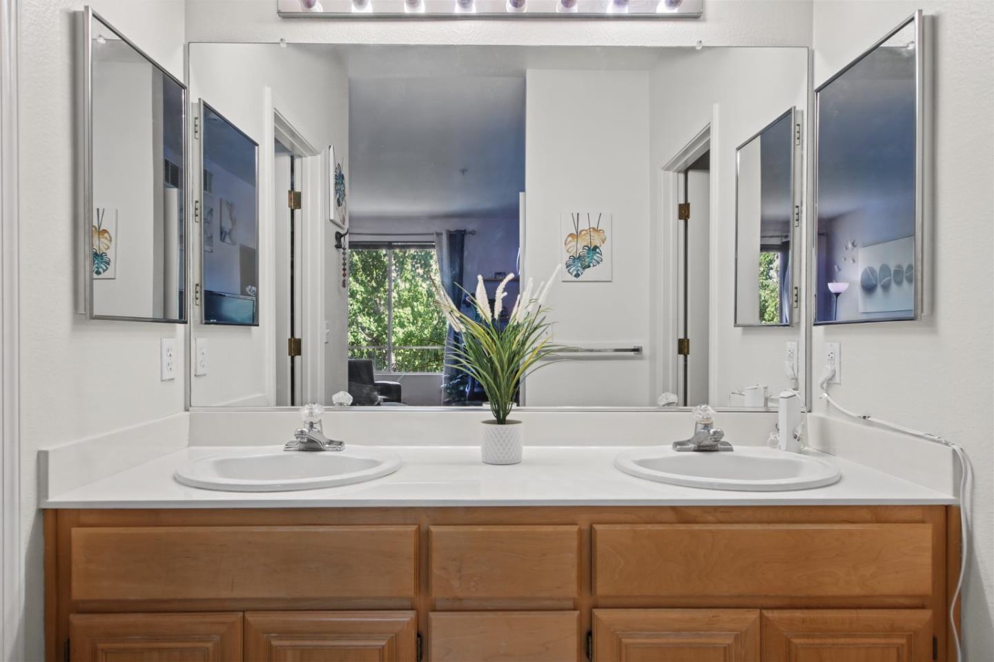583 Cityscape PL