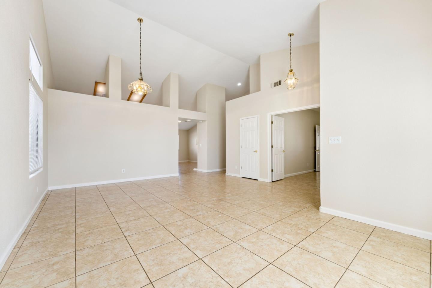 2228 Park Arcadia CT