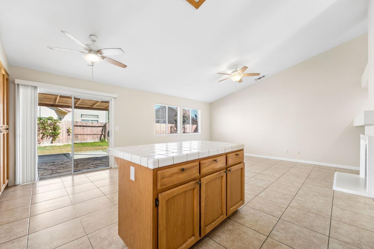 2228 Park Arcadia CT