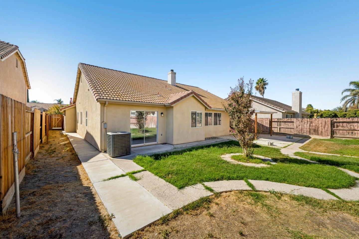 2228 Park Arcadia CT