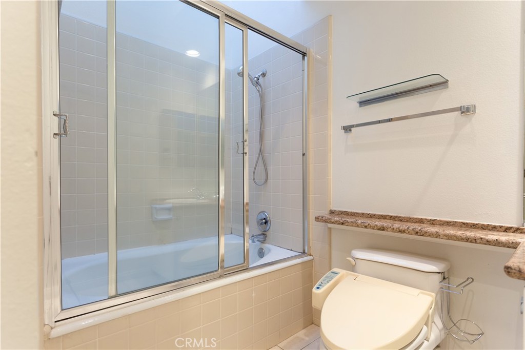 484 E California Boulevard 21