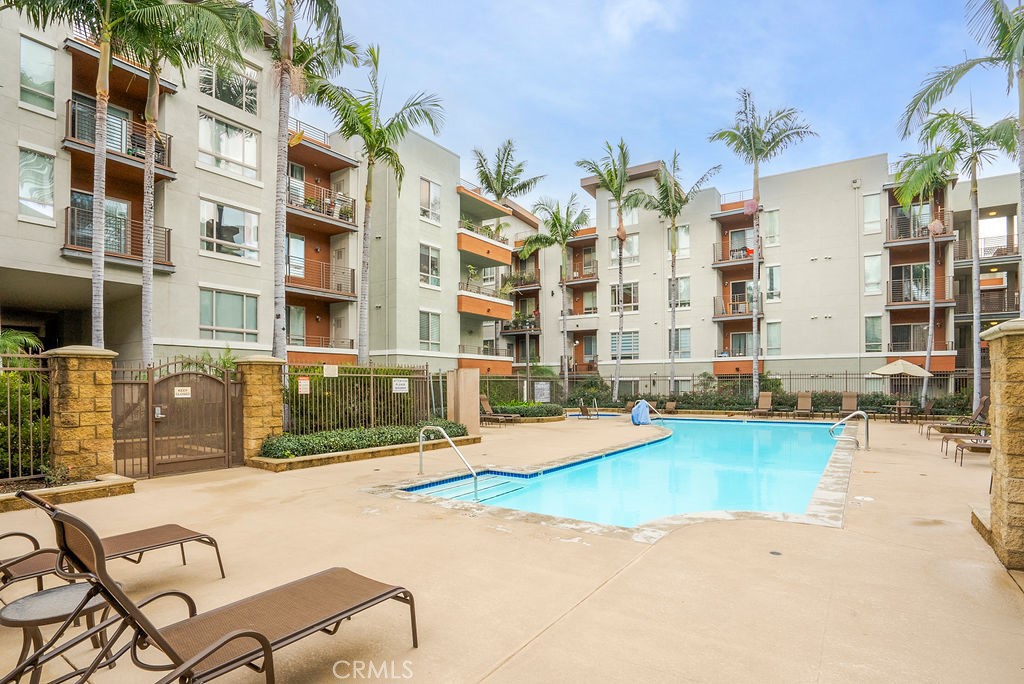 100 S Alameda Street 213