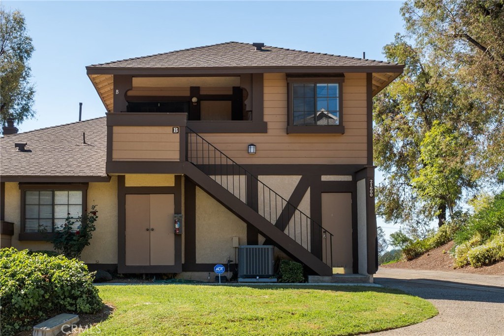 21600 Laurelrim B