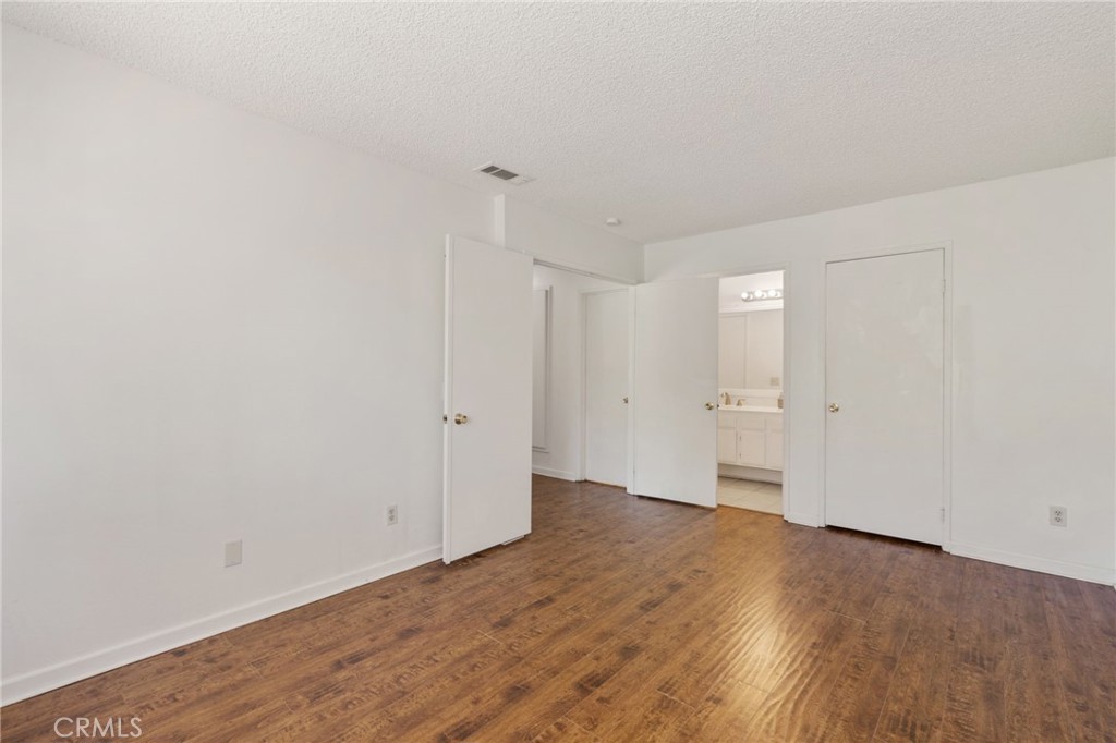 21600 Laurelrim B