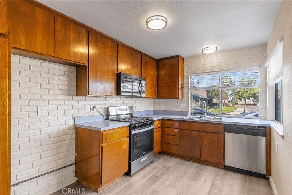 720 Windwood