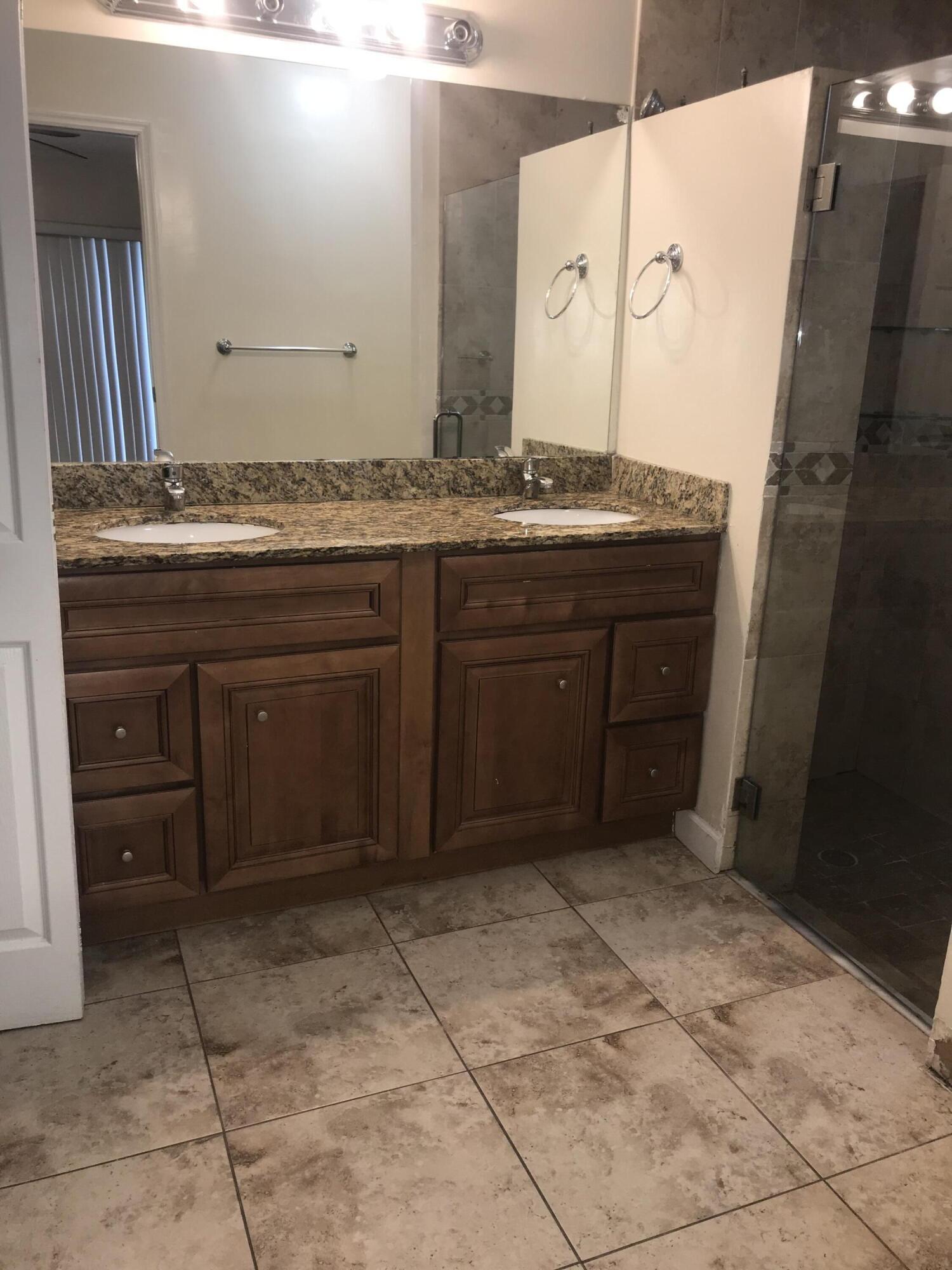 845 NW 98th Avenue
