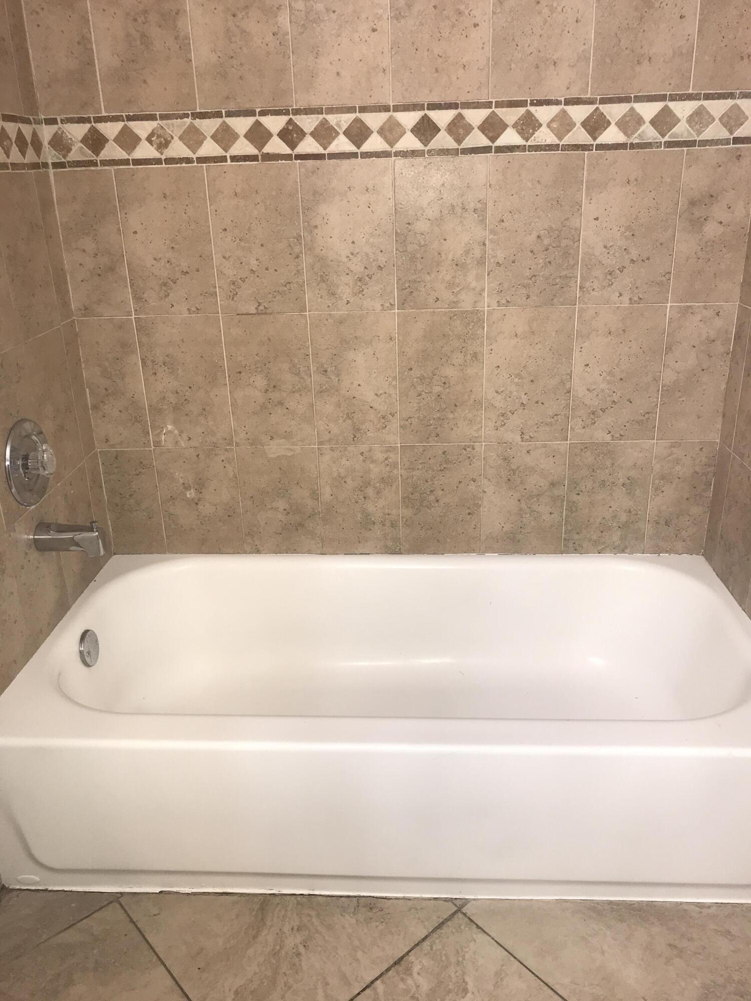 845 NW 98th Avenue