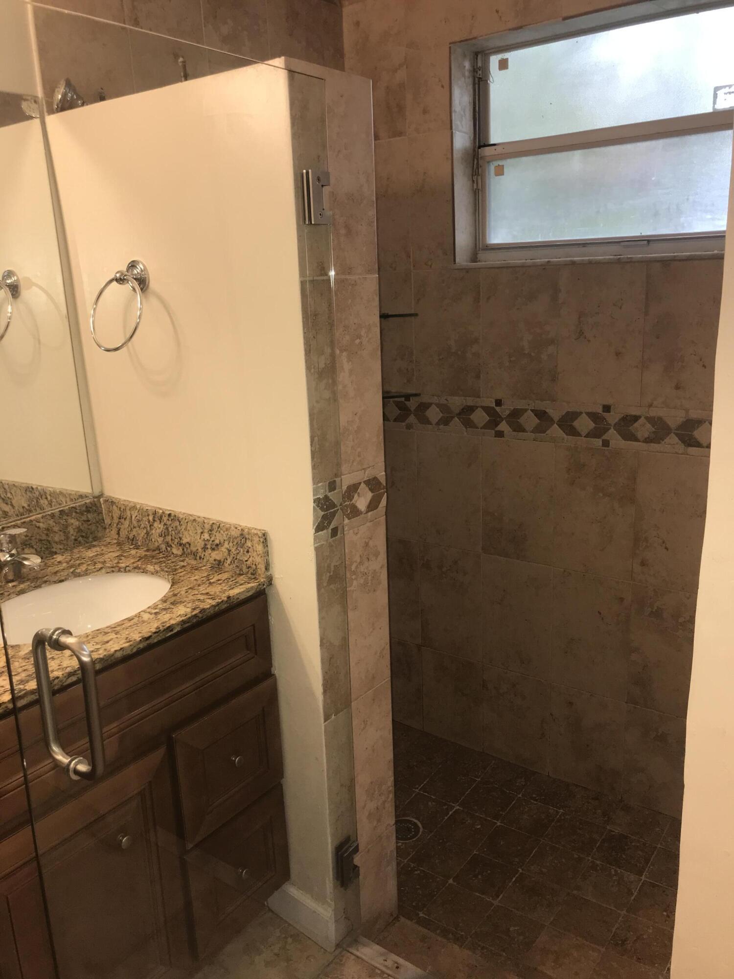 845 NW 98th Avenue