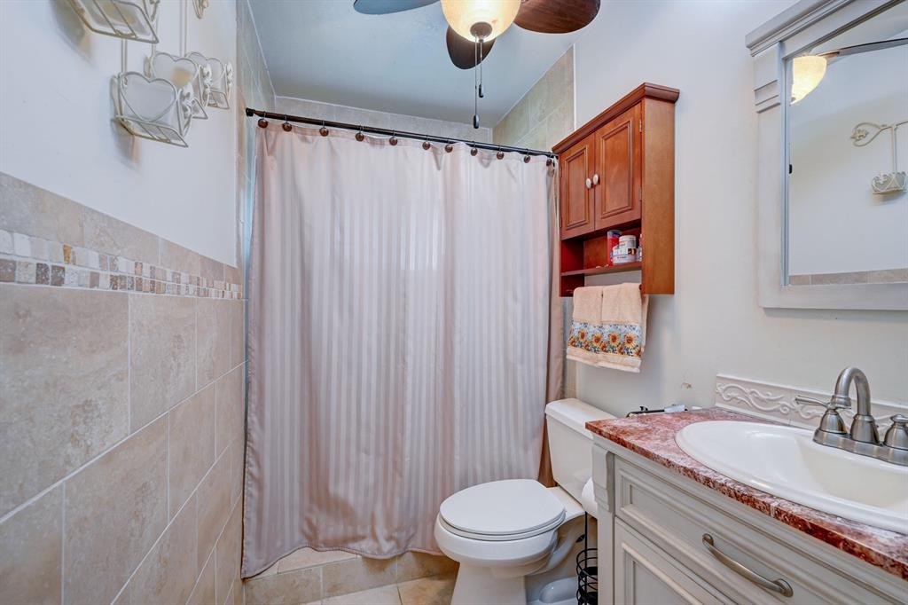 6596 Westwood Boulevard W