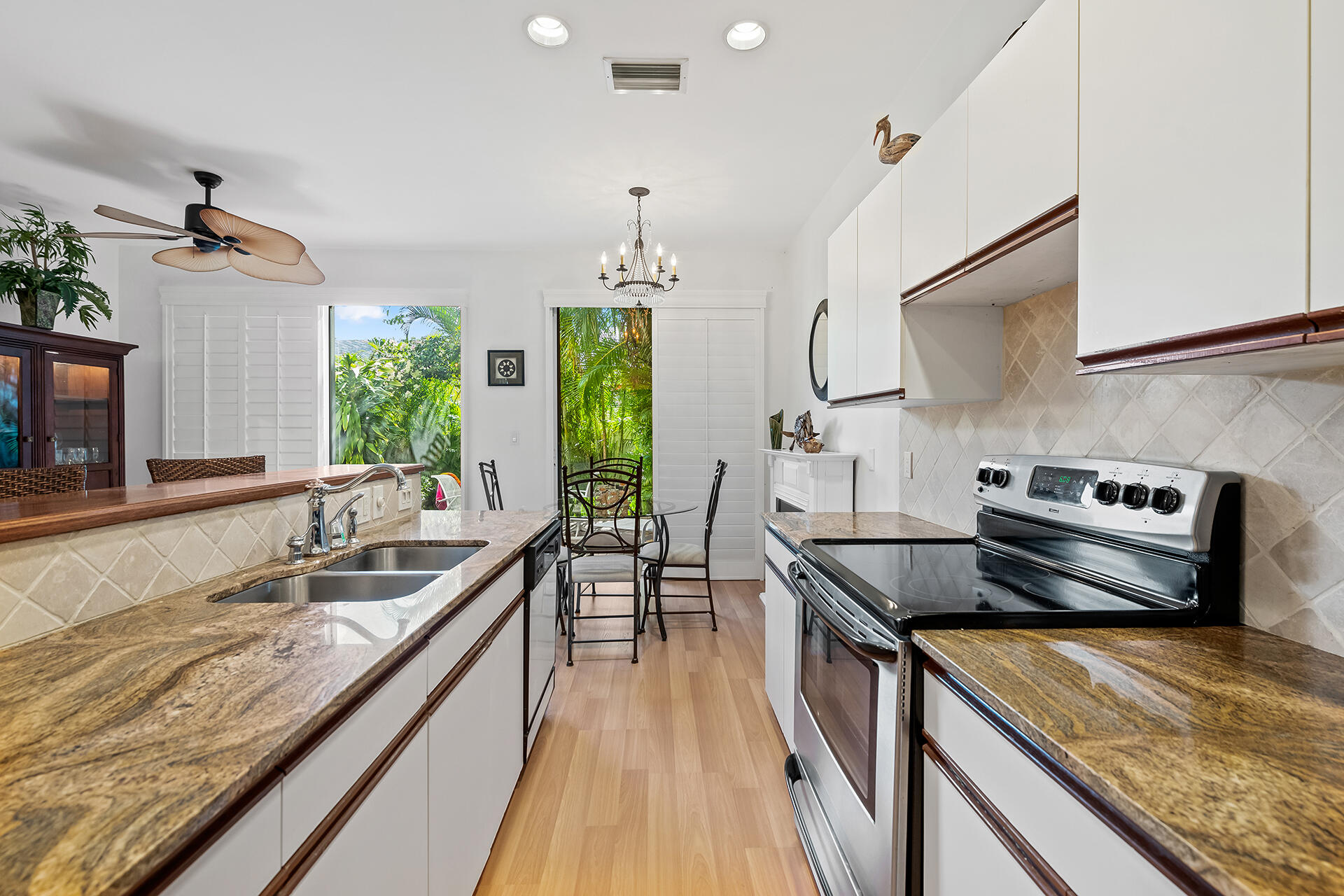 1950 NE 7th Street Unit: 102