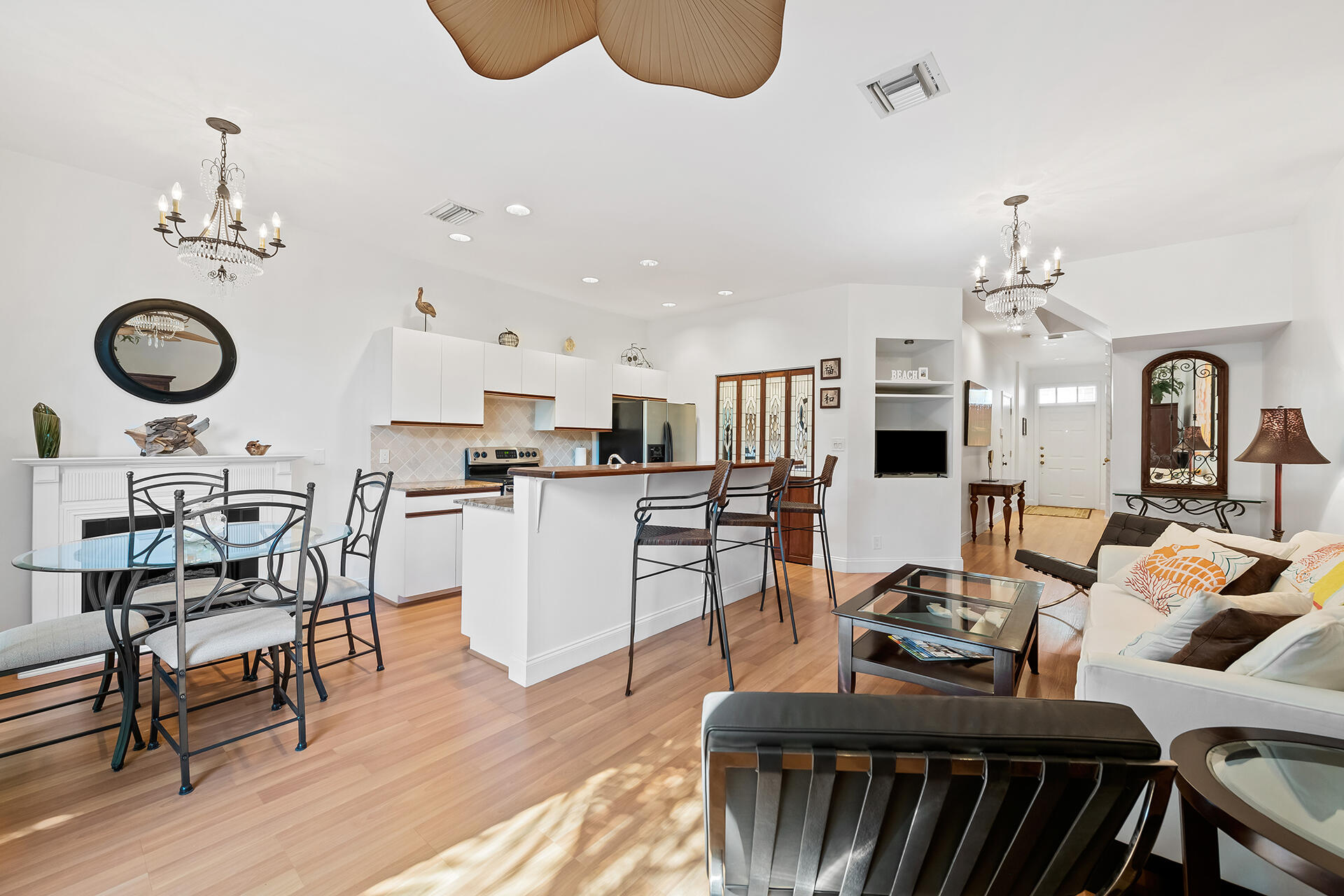 1950 NE 7th Street Unit: 102