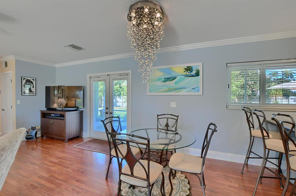 1221 SE 12th Terrace