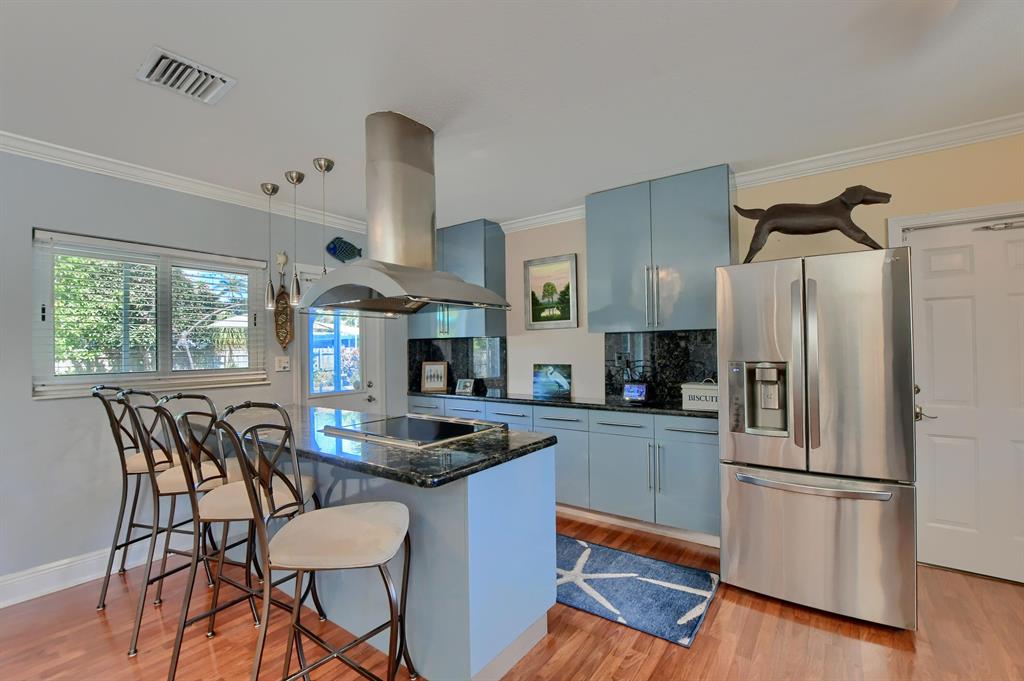 1221 SE 12th Terrace