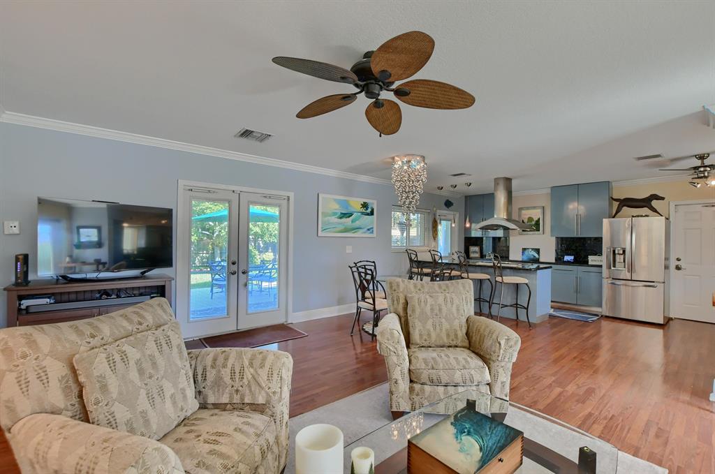 1221 SE 12th Terrace