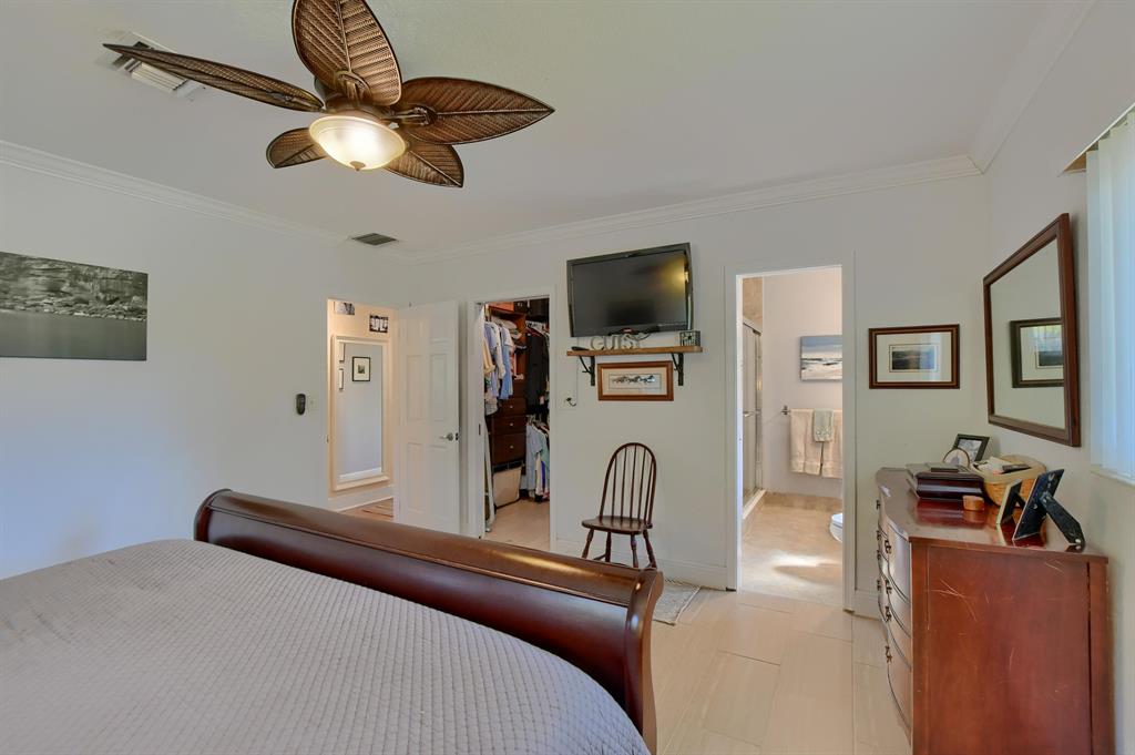 1221 SE 12th Terrace