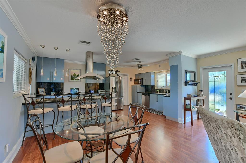 1221 SE 12th Terrace