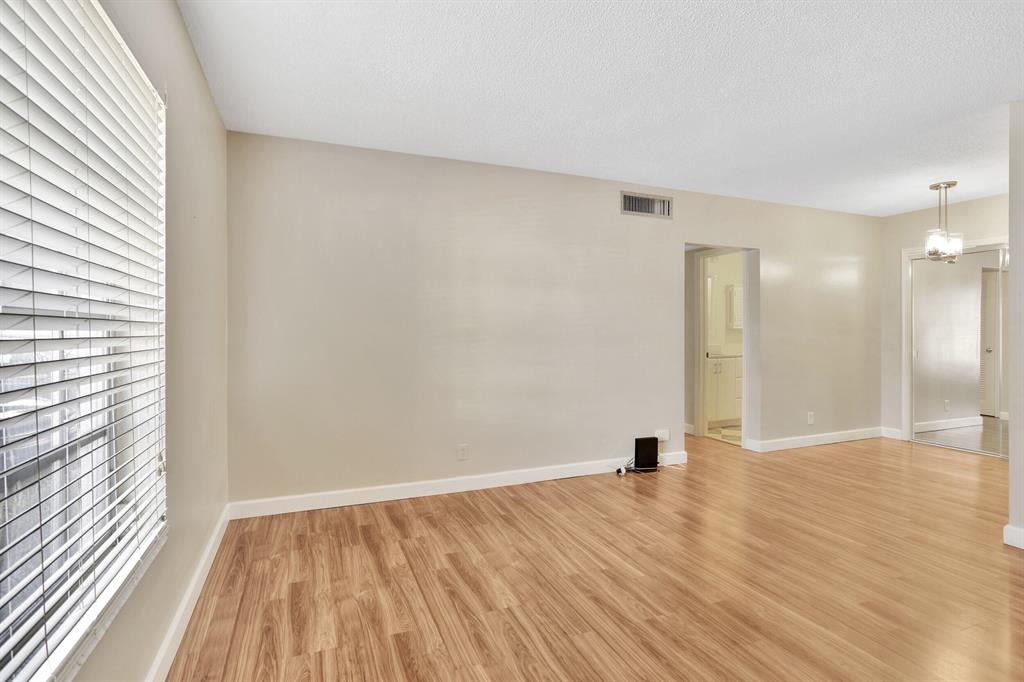 2251 NE 66th Street Unit: 1601